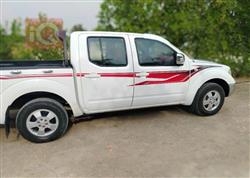 نيسان نافارا